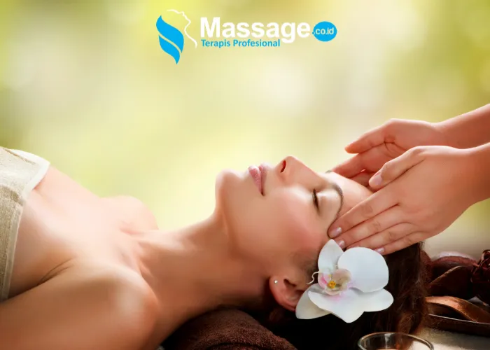 Pak Adi's Alternative Bone Fracture Massage: Your Relaxation Escape in Busy Cilacap